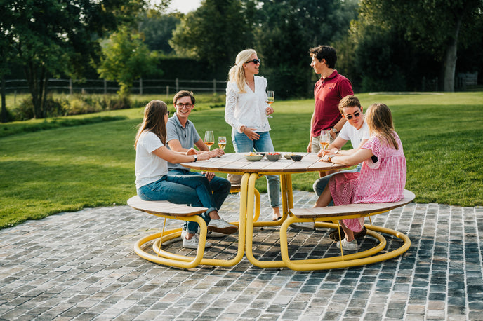 The Circle Round Outdoor Picnic Table with Integrated Benches by Wünder | Casa Design Group