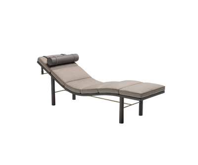 High End Tuscany Chaise Lounge by Molteni&C Casa design Group