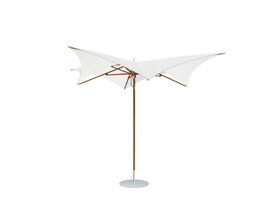 Tuuci Ocean Master M1 Manta Umbrella – Elegant marine-grade outdoor shade | Casa Design Group