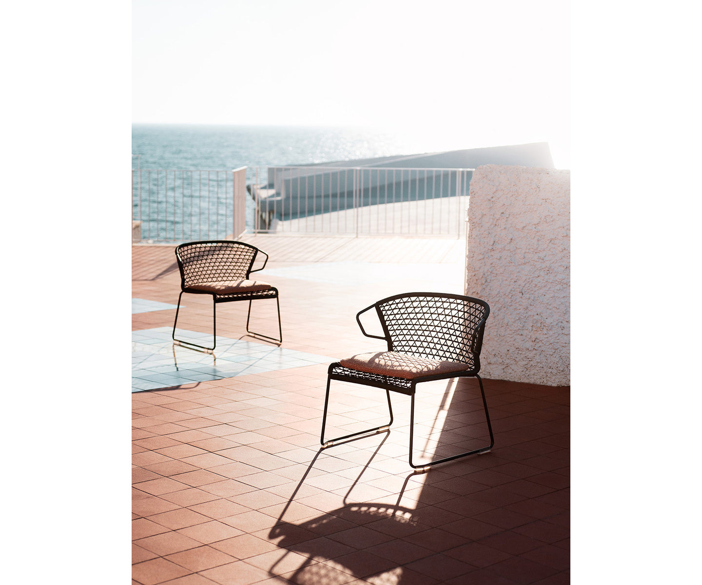 Modern Vela Outdoor Lounge Chair with Metal Frame by Potocco | Casa Design Group