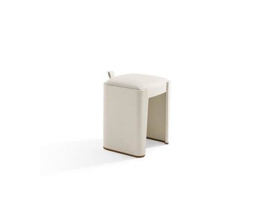 Venus elegant leather pouf by Roberto Lazzeroni | Casa Design Group