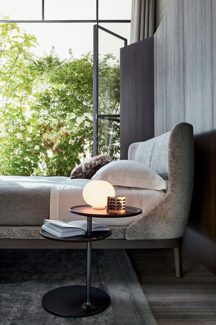 High End Vicino Side Table by Molteni&C Casa Design Group