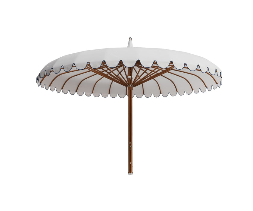 High-wind resistant luxury parasol Ocean Master Voilare by Tuuci – Casa Design Group
