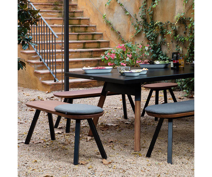Luxury You & Me Outdoor Ping-Pong Table by RS Barcelona Casa Design Group