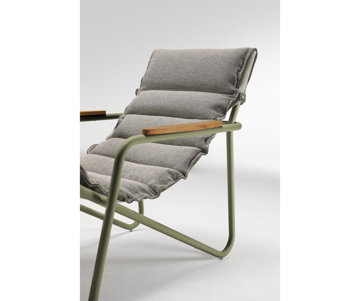 Luxury Zante Lounge Chair by Atmosphera in Aluminum Casa Design Group