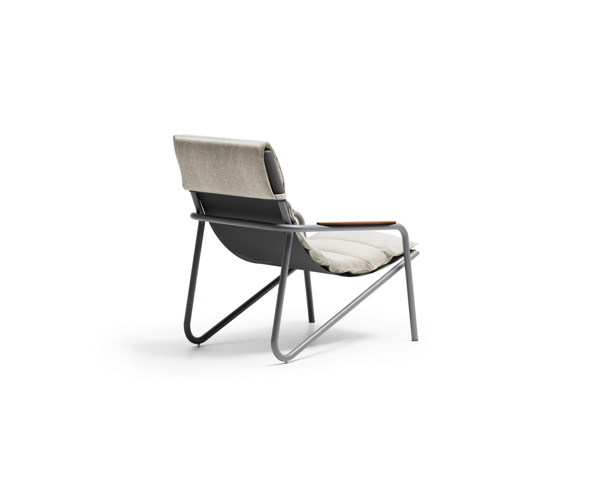 Luxury Zante Lounge Chair by Atmosphera in Aluminum Casa Design Group