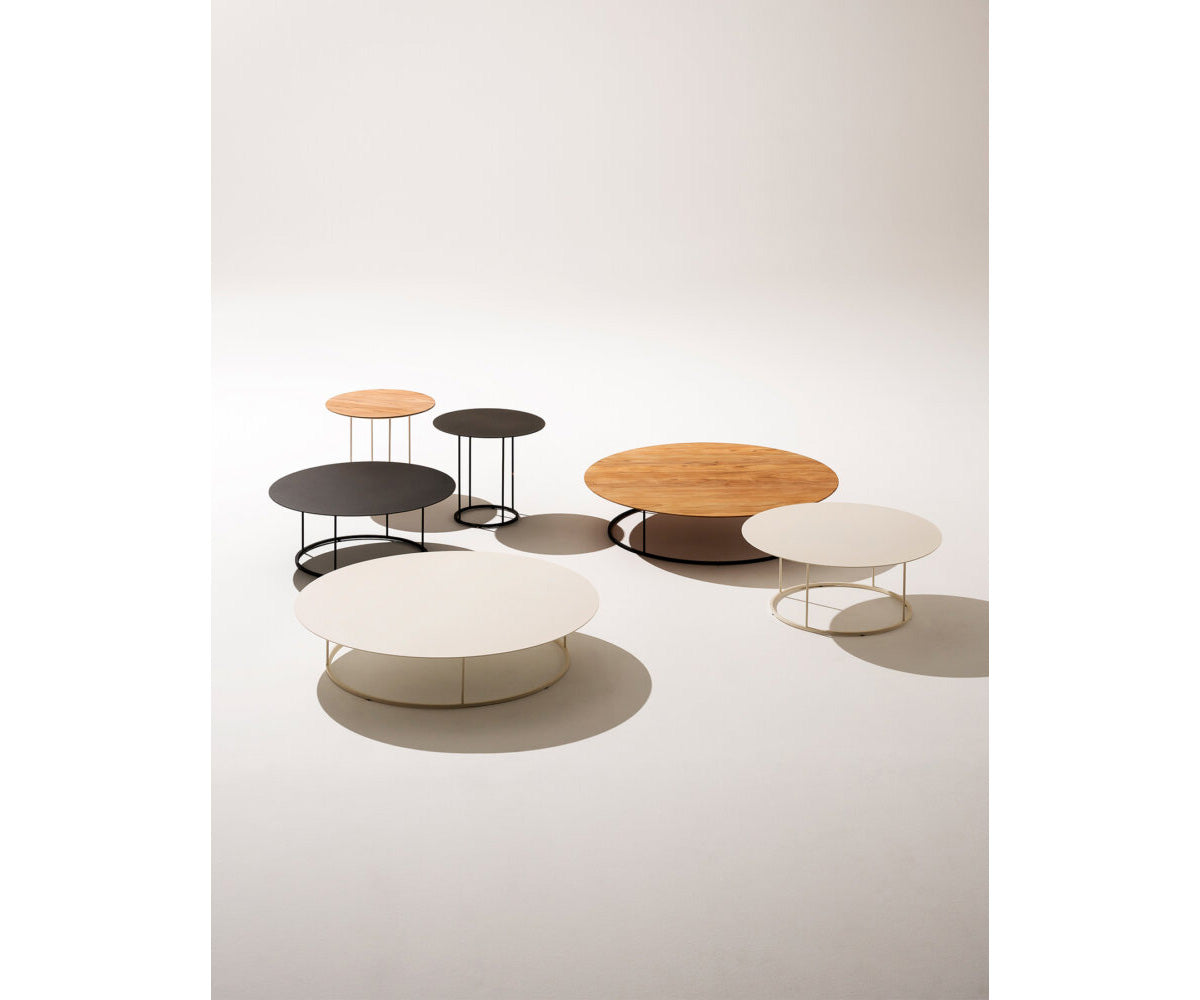 Round Zefiro 001 Outdoor Side Table by Roda with Teak or Aluminium Top |  | Casa Design Group