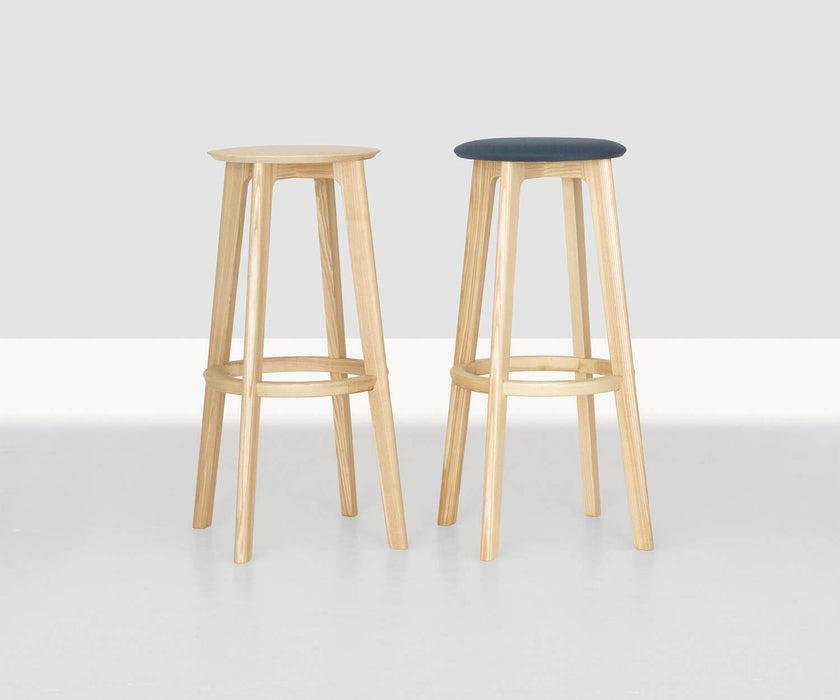 Zeitraum 1.3 Bar Stool
