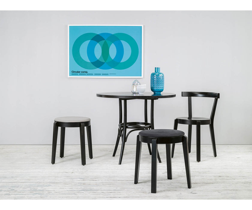 Ton 152 Dining Table in Dining Room