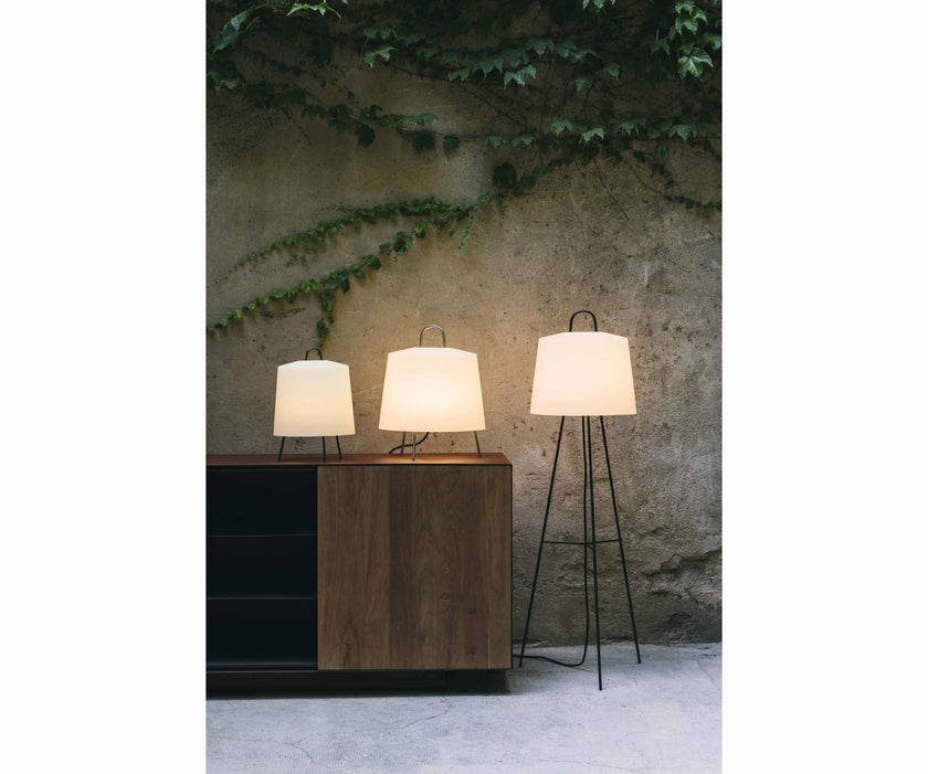 Mia Objects Spotlight Floor Lamp I Kettal