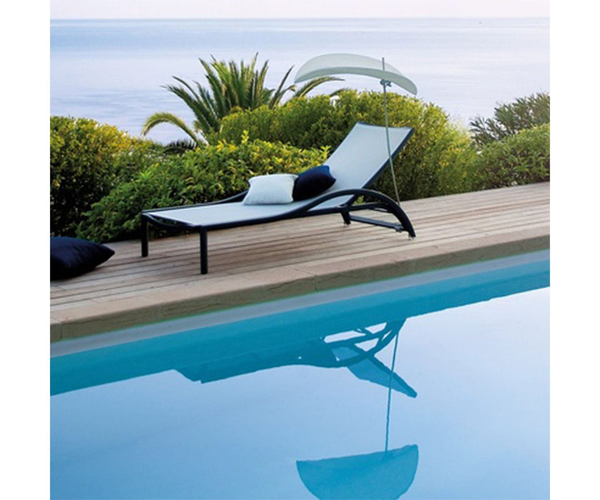 High end Premiere Lounger by Ego Paris Casa Design