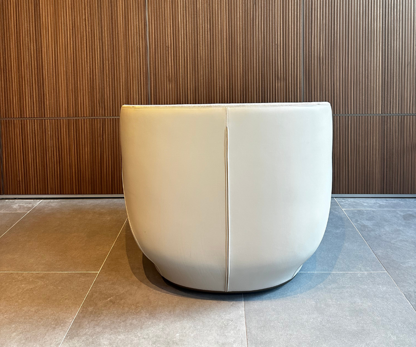 All Around Armchair Giorgetti