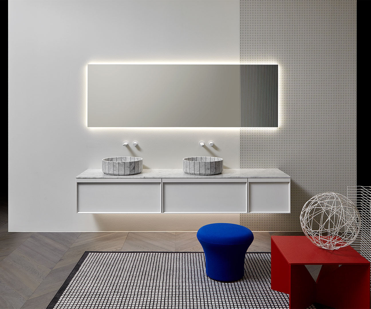Distinto Bathroom Mirror Antonio Lupo
