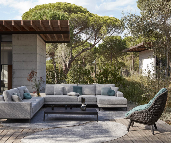 Sandra High Back Lounge Chair Manutti