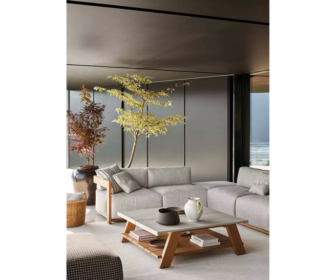 High end Joi Open Air Coffee Table by Meridiani Casa Design
