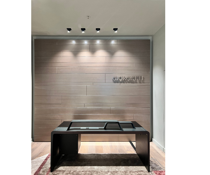 Alma Desk by Giorgetti