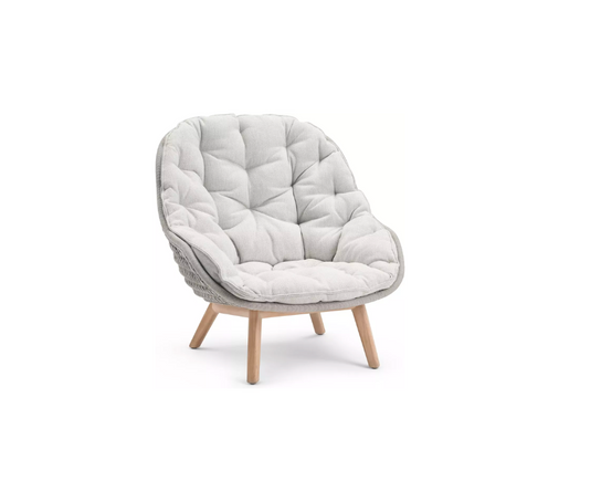 Sandra High Back Lounge Chair Manutti