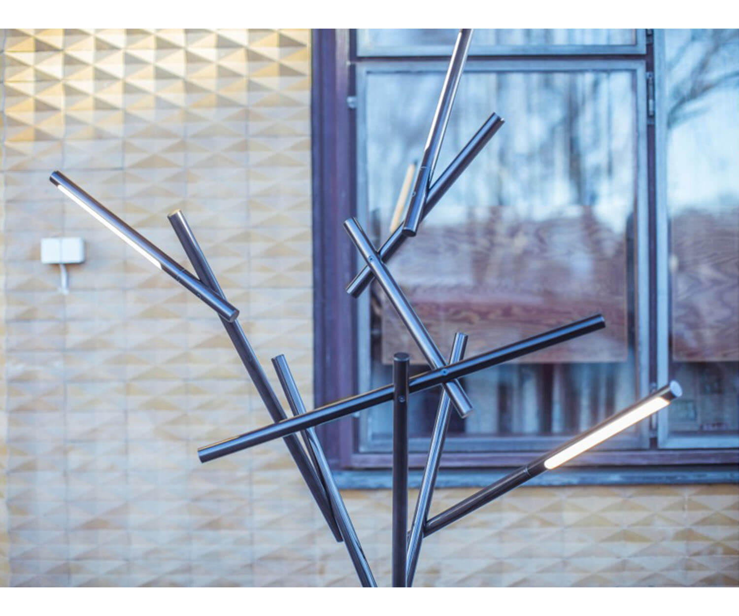 High end Tuareg Floor Lamp by Foscarini Casa Design