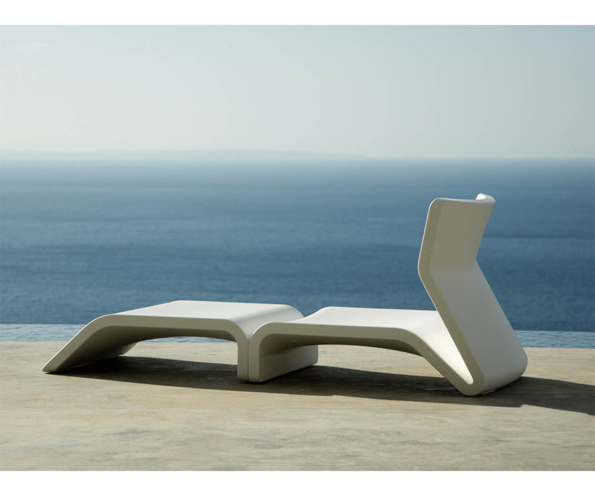 High end Clip Side Table by Gandia Blasco Casa Design