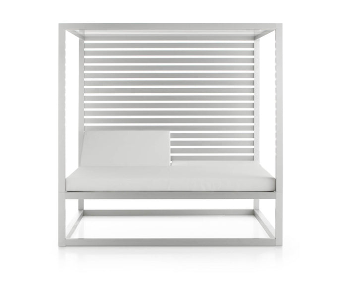 High end Elevated Reclining Daybed with Aluminum Slats by Gandia Blasco Casa Design