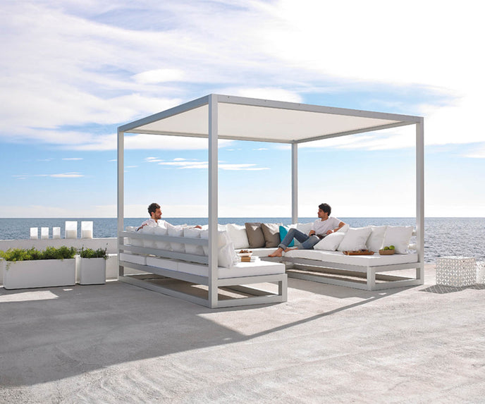 High end Sonora Planter by Gandia Blasco Casa Design