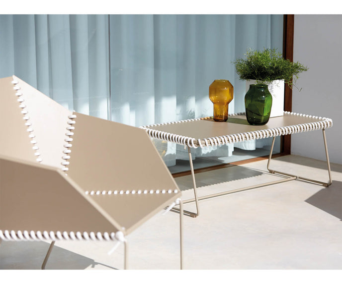High end Textile Lounge Chair by Gandia Blasco Casa Design