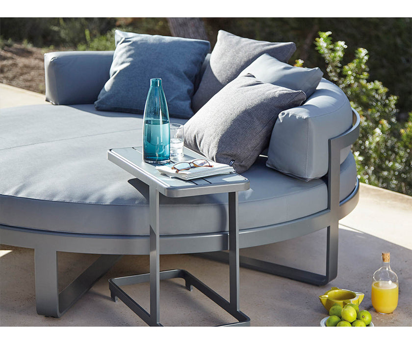 High end Flat Side Table by Gandia Blasco Casa Design