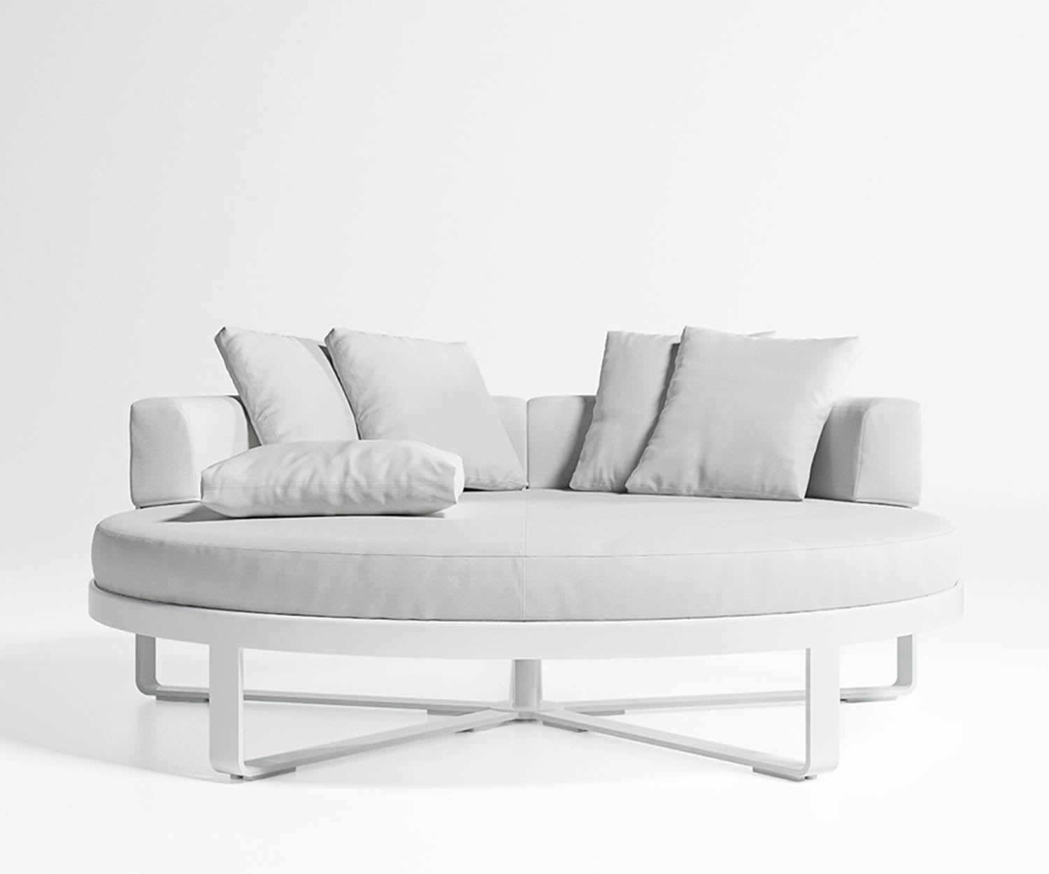 High end Flat Circular Bed by Gandia Blasco Casa Design