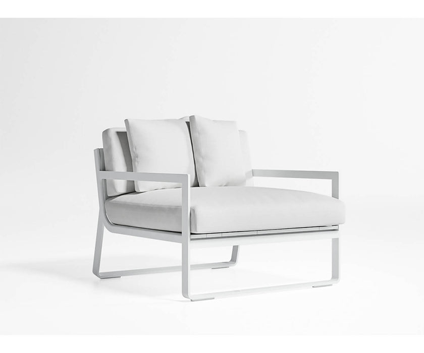 High end Flat Lounge Chair by Gandia Blasco Casa Design