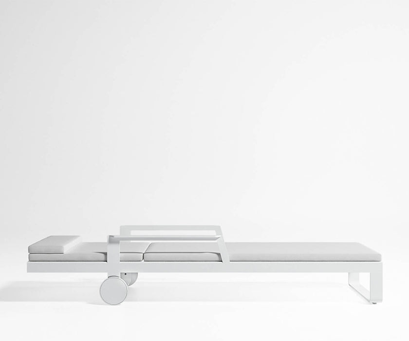 High end Flat Chaise Lounge With Arms by Gandia Blasco Casa Design