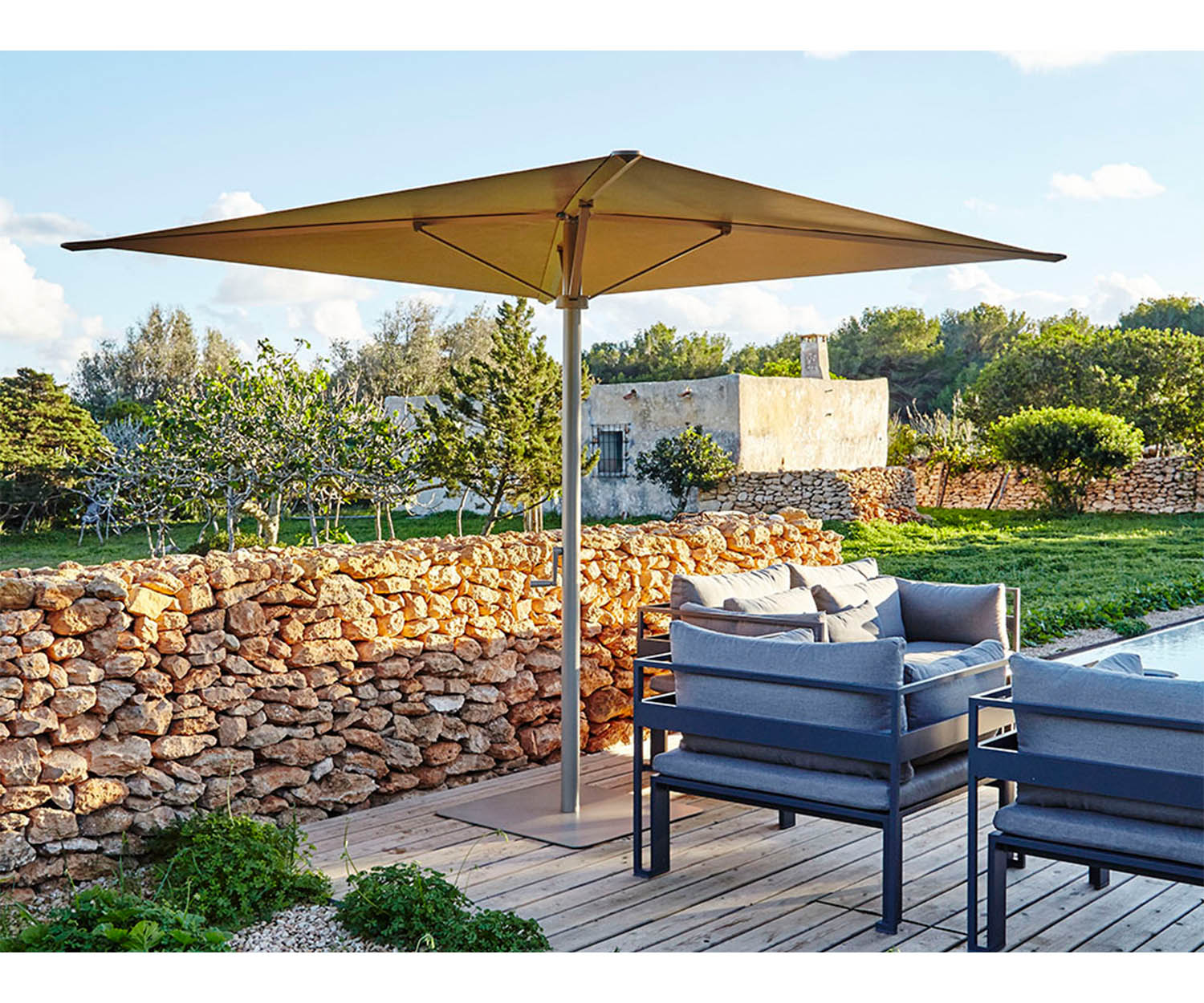 bali patio umbrella Bali Umbrella I Gandia Blasco I Casa Design Group