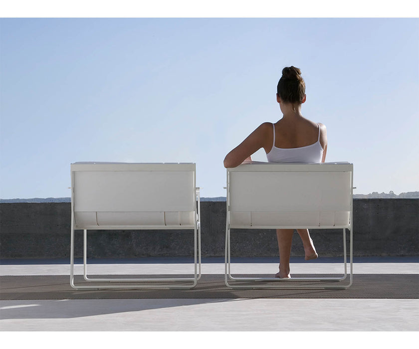 High end Flat Lounge Chair by Gandia Blasco Casa Design
