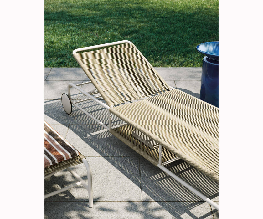 Air Chaise Lounge I Atmosphera