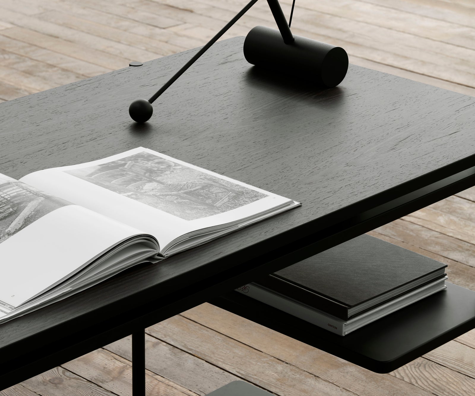 Aero D Desk | Living Divani 