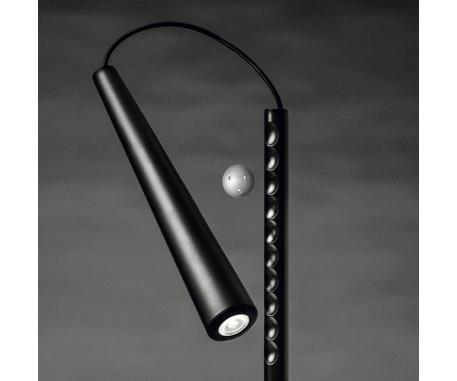High end Magneto Table Lamp by Foscarini Casa Design