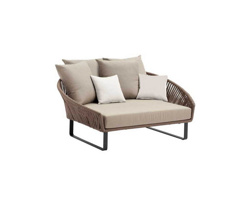 Bitta Daybed Kettal