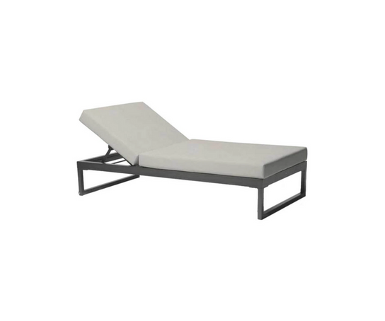 Landscape Lounger Kettal