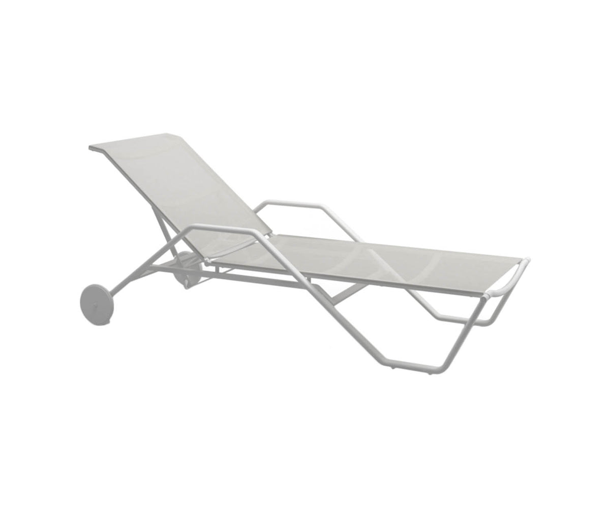 Gloster 180 Stacking Lounger White