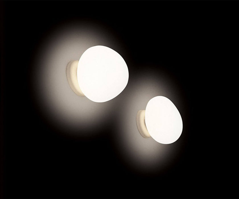 High end Gregg Ceiling/ Wall Light by Foscarini Casa Design