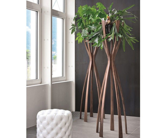 Flamingo Stand Porada