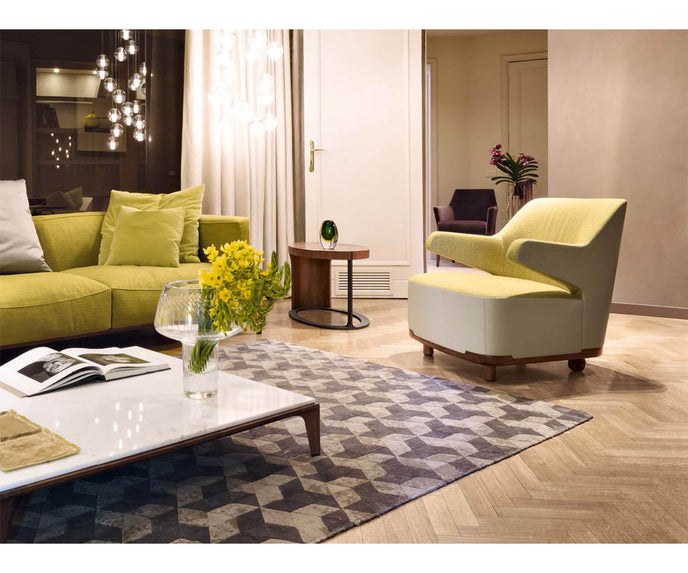 Cozy Armchair Giorgetti