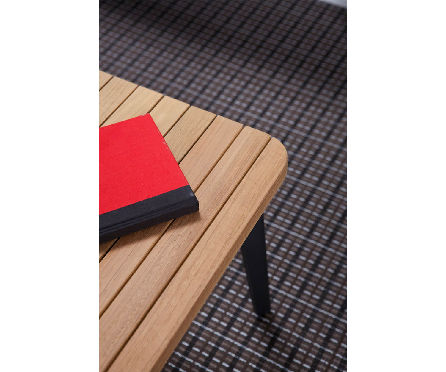 High end Riba 40718 Dining Table by Triconfort Casa Design