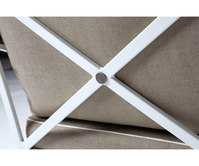 Triconfort 72100 Dining Armchair Details