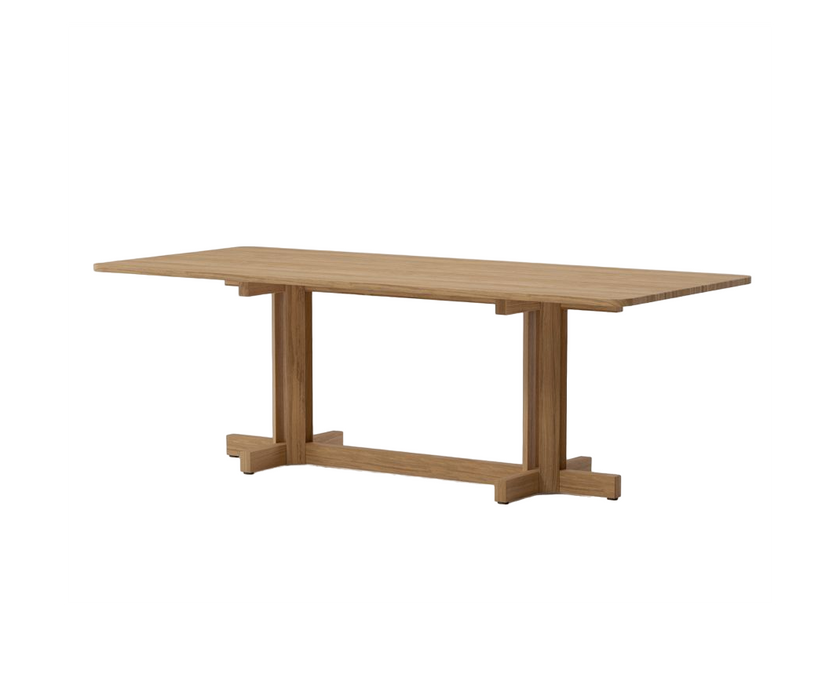 Ringer Dining Table | Kettal