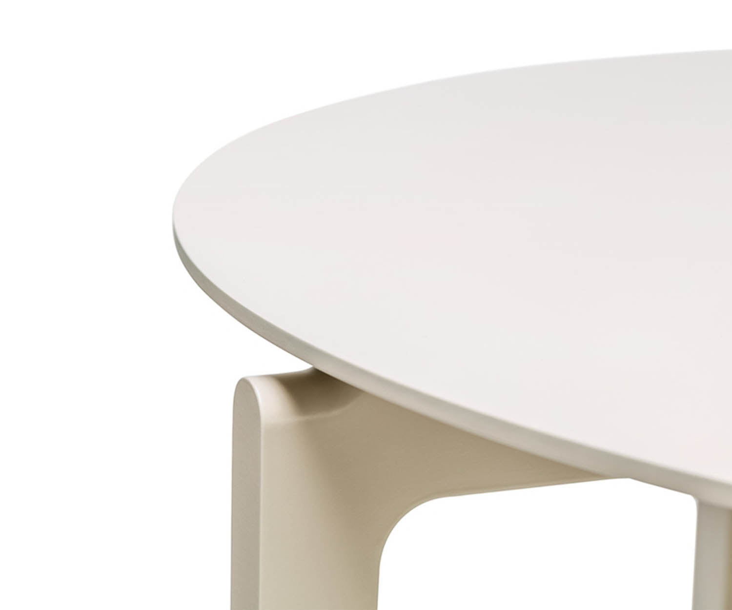 High end Leaf 443 Dining Table by Ton Casa Design