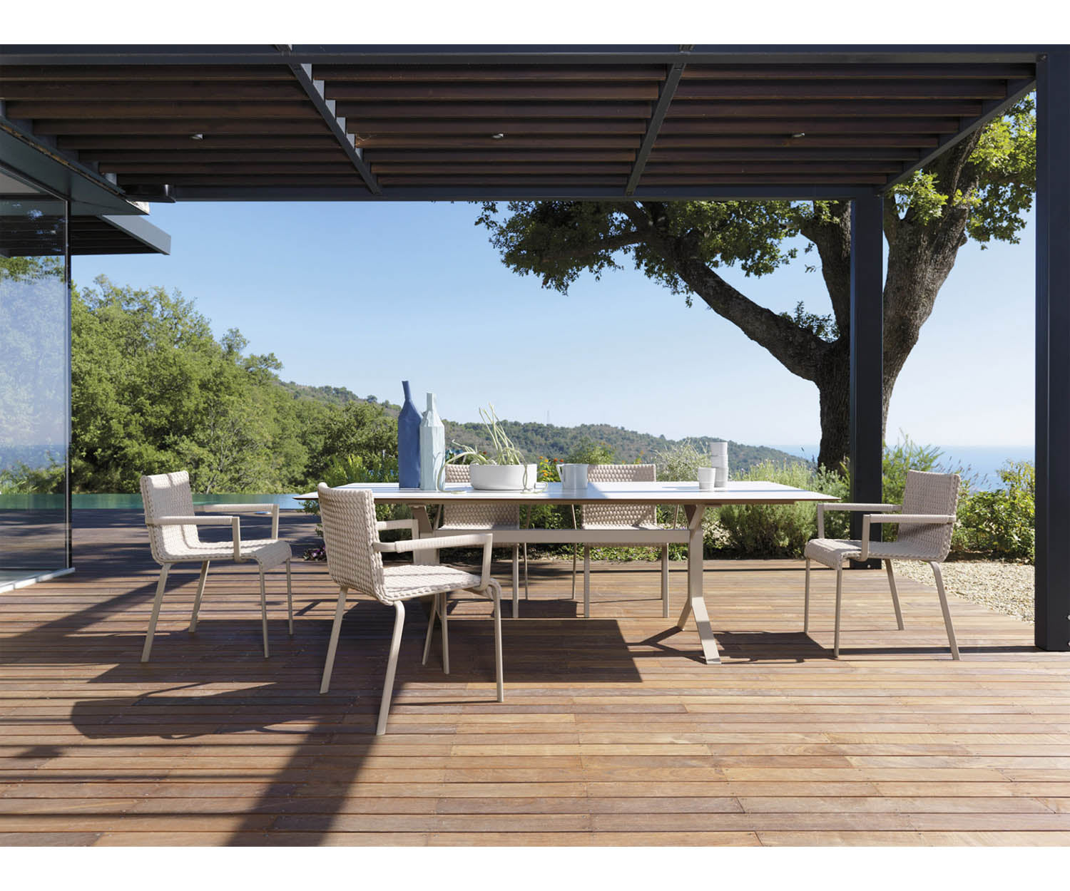 High end Key West ART. 4221H Dining Table by Roberti Rattan Casa Design