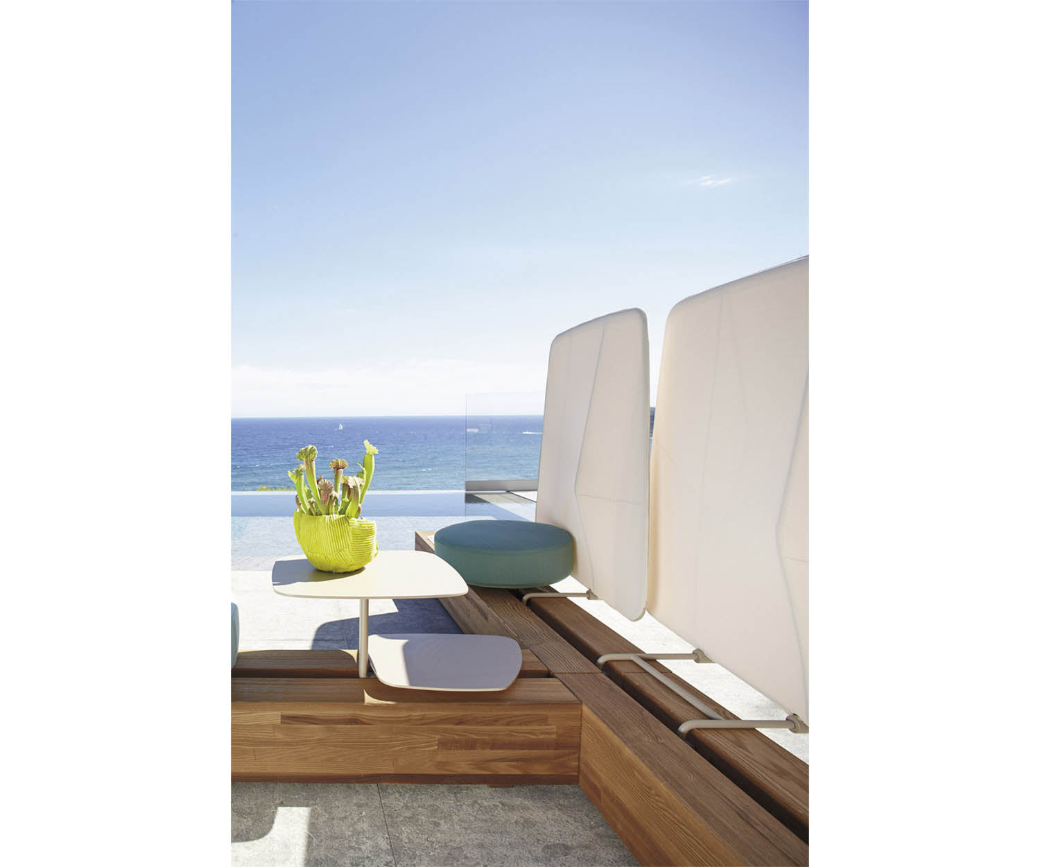 High end Key West ART. 4242 Coffee Table by Roberti Rattan Casa Design