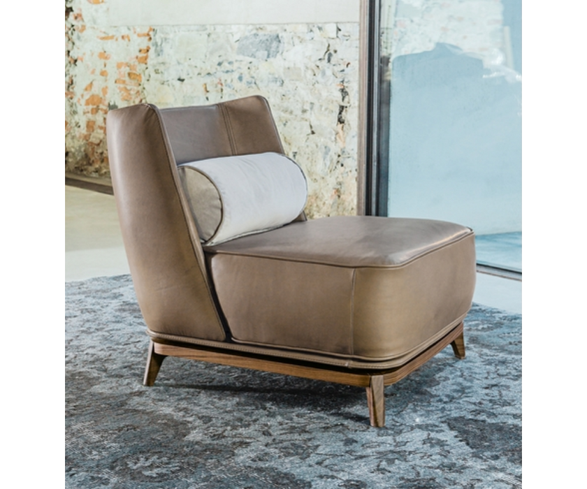 Vibieffe 430 Opera Armchair 