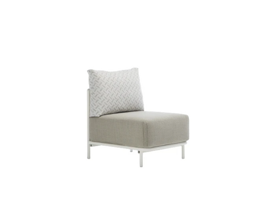 High end Queen ART. 4421 Lounge Armchair by Roberti Rattan Casa Design
