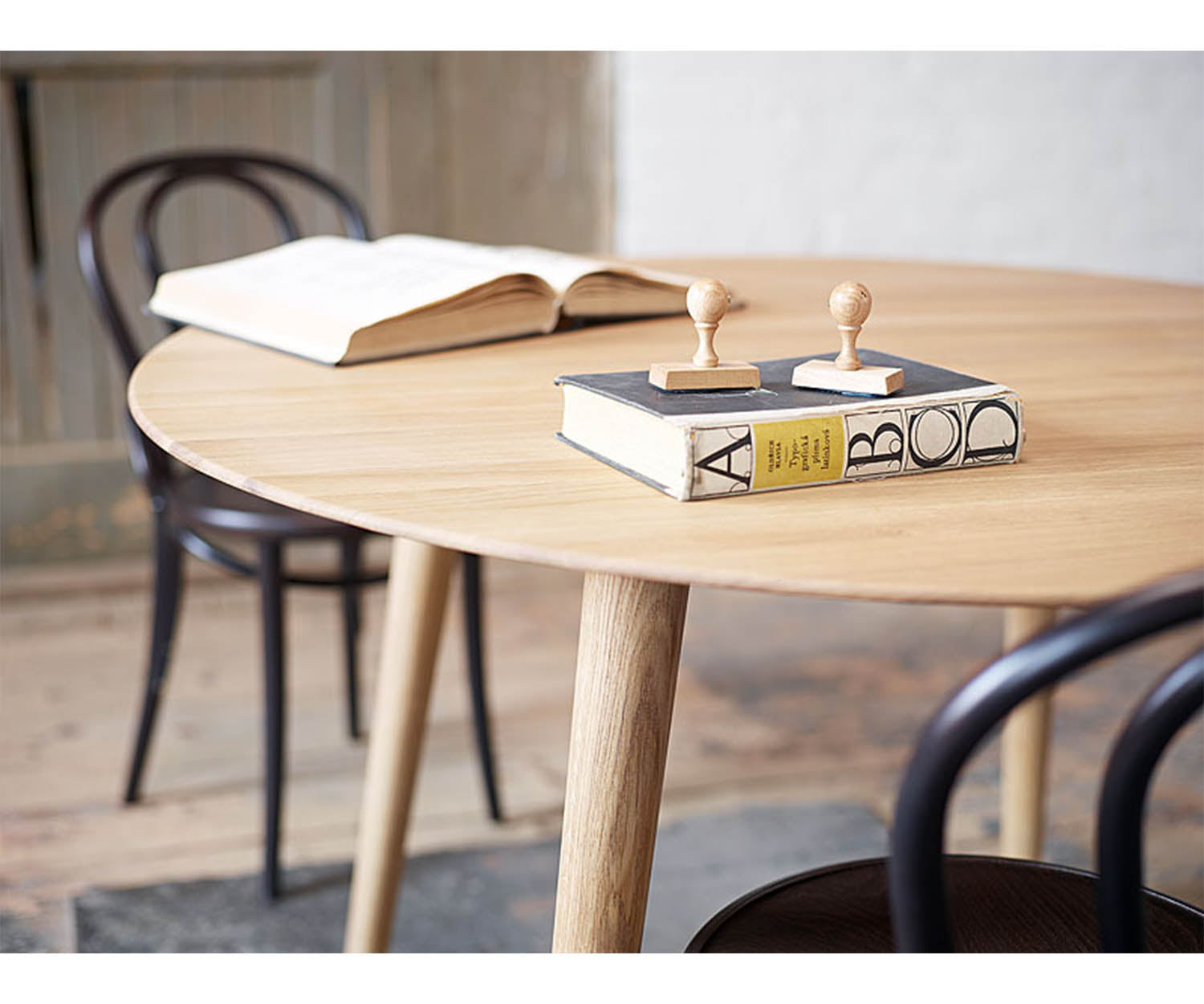 High end Malmö Dining Table by Ton Casa Design
